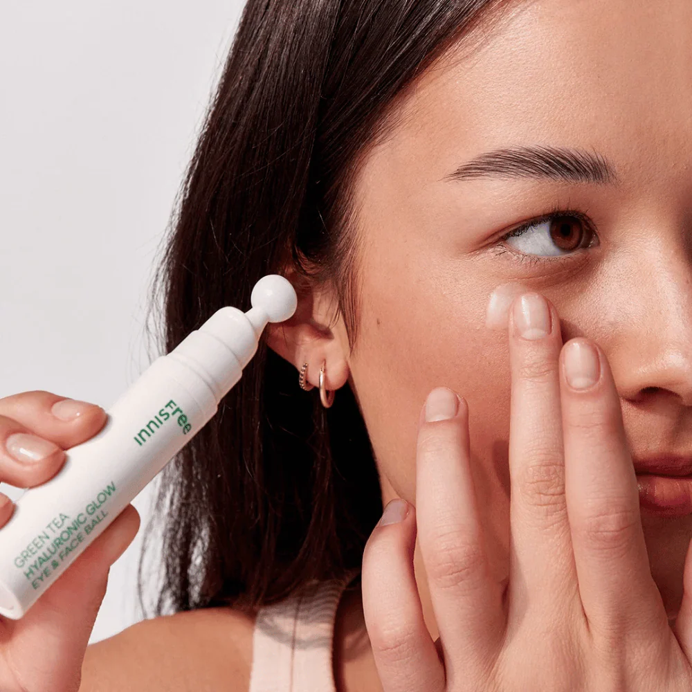 Green Tea Hyaluronic Glow Eye & Face Ball 10ml - Image 2